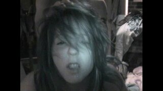 Sexy kely slut vadiny MJ get fucked mafy toy ny mpivaro-tena nataon&#039;ny sipany azy.